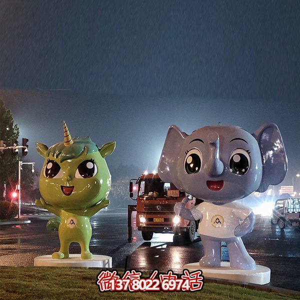 玻璃鋼吉祥物雕塑，為廣場和草地添彩