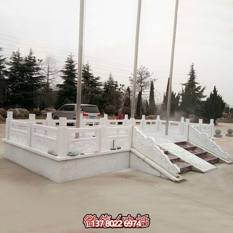 紀(jì)念中國(guó)母親河流運(yùn)動(dòng)——精美石雕升旗臺(tái)