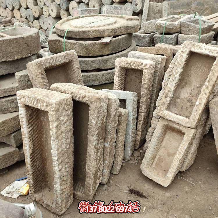 經典石雕老石槽，點綴青石園林景觀