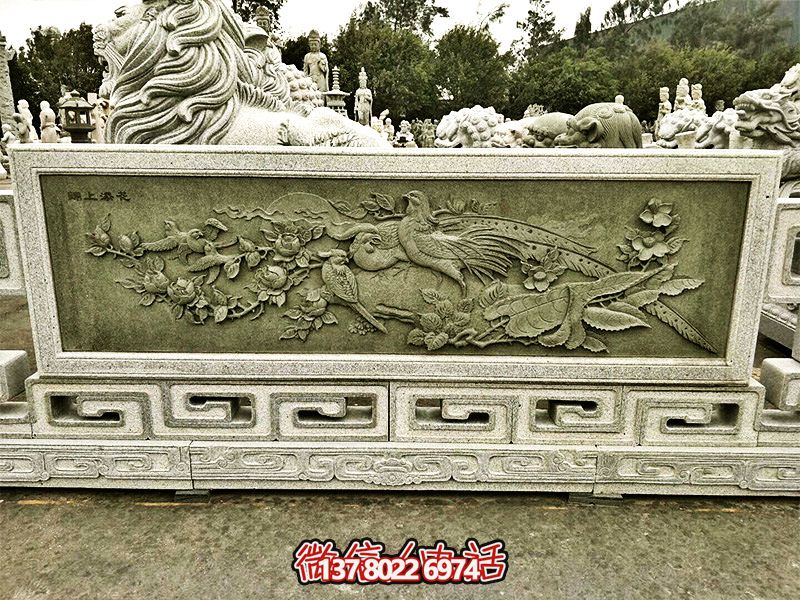 大理石綠浮雕欄桿，為景區(qū)裝飾錦上添花