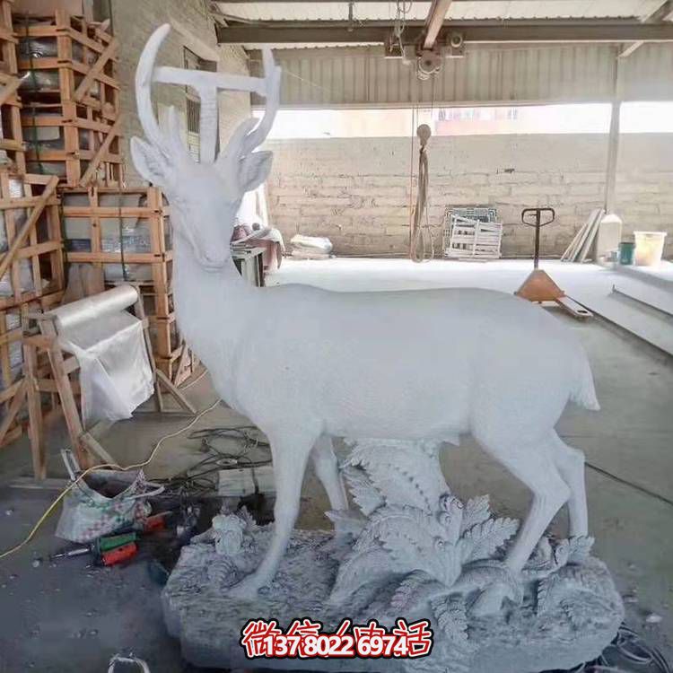 精美雕塑，完美點(diǎn)綴園林景觀(guān)，給您獨(dú)一無(wú)二的體驗(yàn)