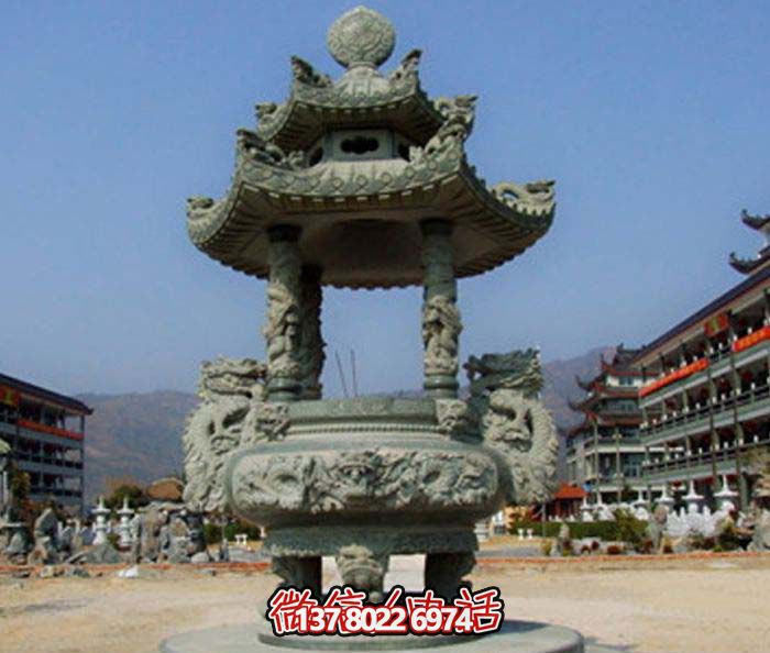 仿古寶蓋龍浮雕香爐，點(diǎn)綴景區(qū)廣場