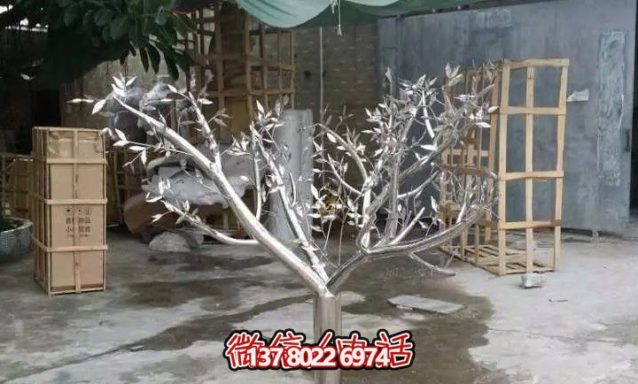 商場(chǎng)酒店鏡面不銹鋼樹(shù)雕塑 商場(chǎng)酒店鏡面不銹鋼樹(shù)雕塑
